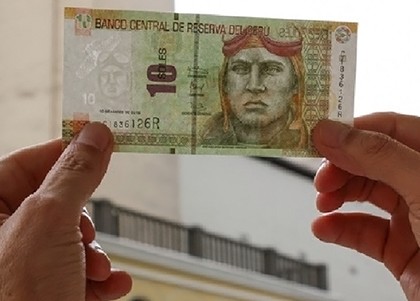 Los trucos para identificar los billetes falsos: Los